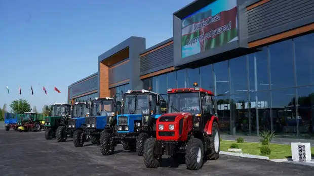 Белорусский МТЗ открыл центр продаж в Ташкенте