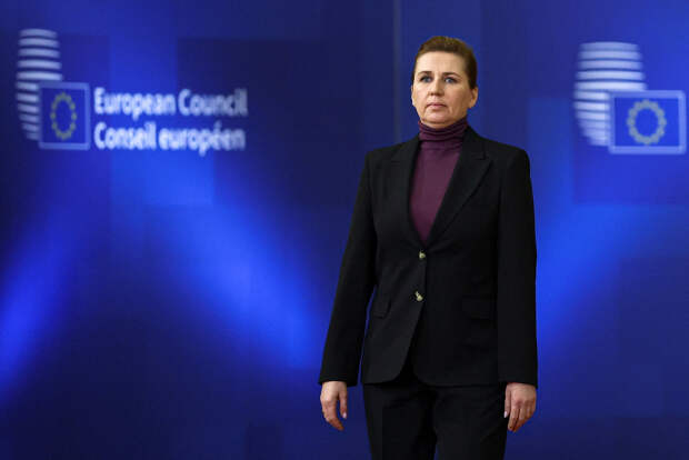 На Западе запаниковали из-за слов премьер-министра Дании об ударах по России