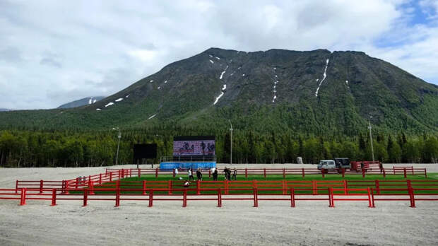 СК: в Мурманской области во время трейла «Хибины» погибли мужчина и женщина