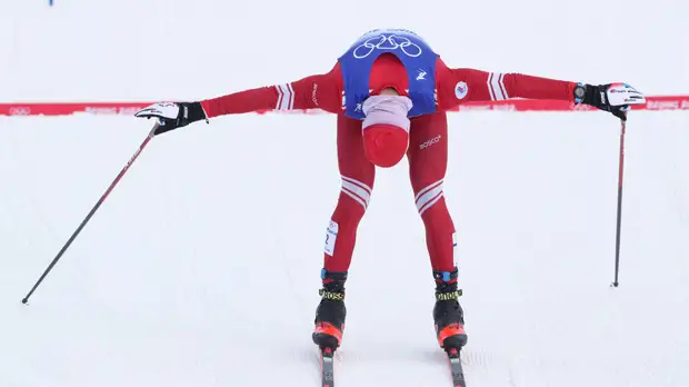 Тихонов считает бредом идею о переходе Большунова в биатлон