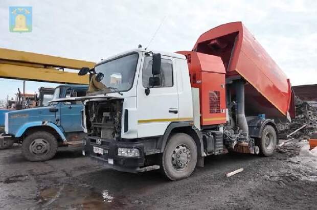 Дорожную технику в Тамбове готовят к весенне-летнему сезону