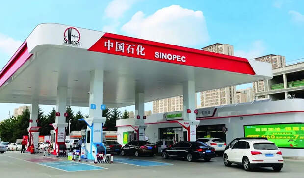 Пекин сообщил о достаточности нефти, несмотря на проблемы в Ормузском проливе