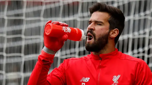 Алиссон рассказал, что долго плакал, когда уходил из «Ромы» в «Ливерпуль»