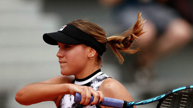 София Кенин вылетела с Уимблдона 