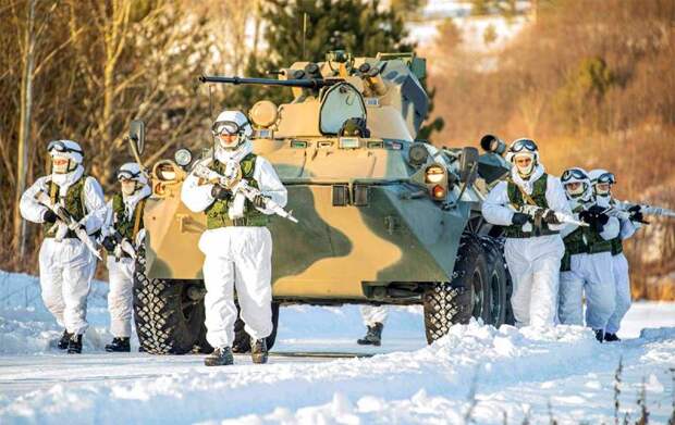 Одна из причин стягивания войск к Украине может крыться в скором признании ЛДНР