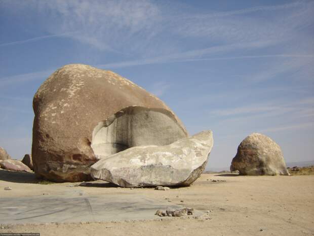 Камень пустыни Мохаве
