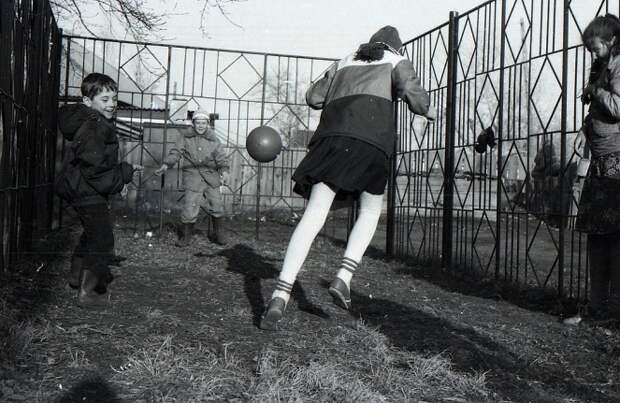 Старинные русские спортивные игры