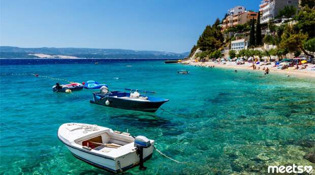 Куда поехать на море в сентябре?