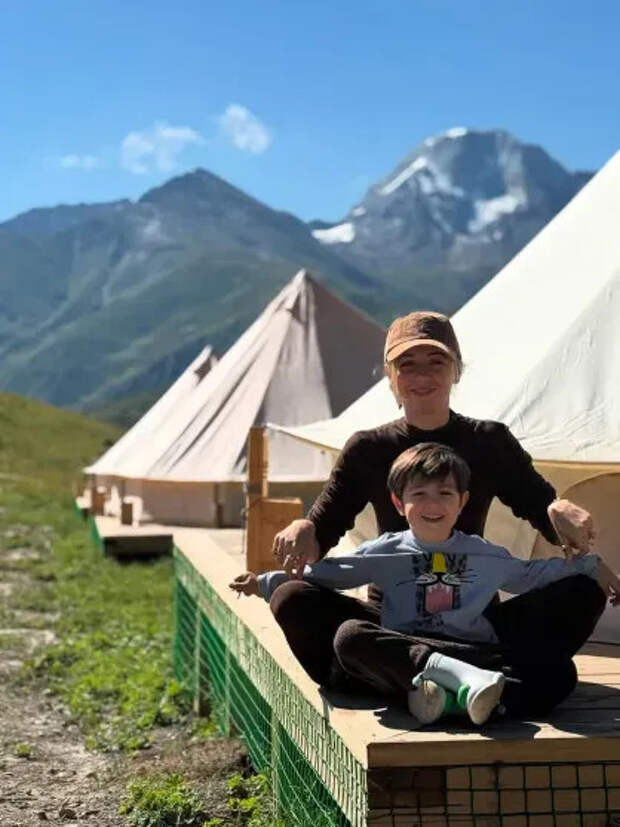 Наталья Османн с сыном