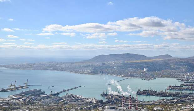 Важно! Выстрелы в морском порту Новороссийска: соблюдайте спокойствие!