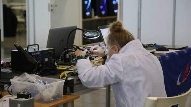 Технологии будущего: как проходит WorldSkills Hi-Tech в Екатеринбурге
