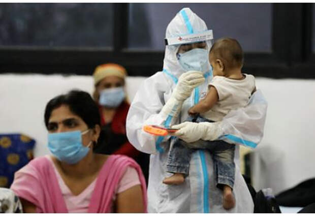 Определен уровень опасности нового штамма коронавируса для детей