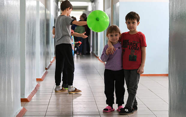 Более 100 беженцев из Донбасса разместили в оздоровительном центре "Родник"