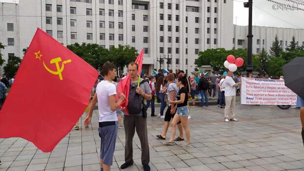 Хабаровск устает от митингов: меньше трех тысяч участников, много приезжих, фриков и детей