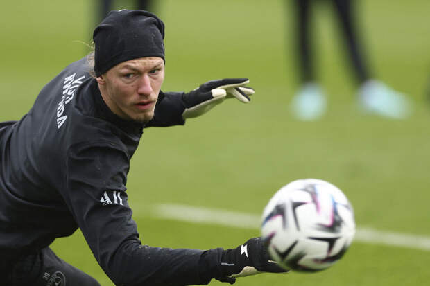 Адвокат вратаря Сафонова обвинил экс-жену футболиста в мошенничестве