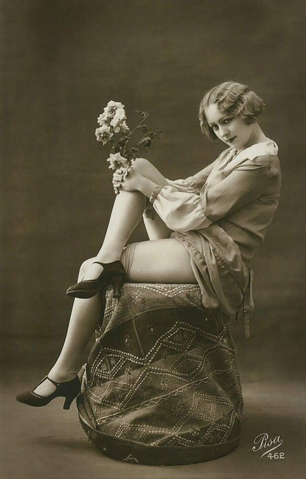 vintage-women-beauty-1900-1910-97__605