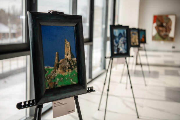 В Донецке открылась выставка современного российского искусства «О Родине»