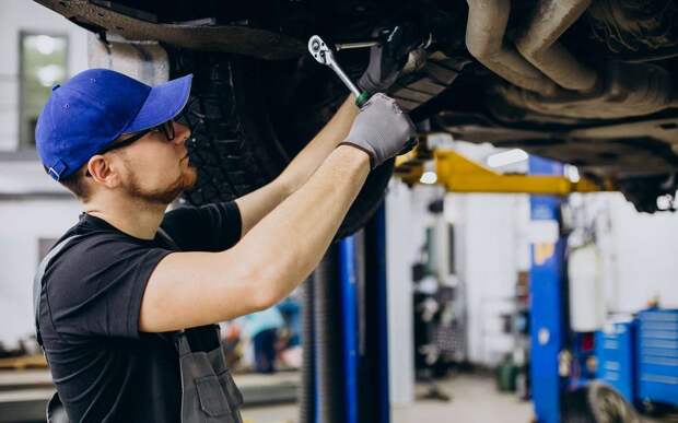 Почему скрипит подвеска автомобиля и как устранить скрип?