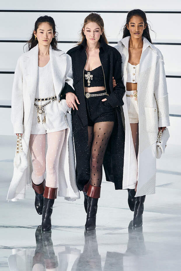 Chanel осень-зима 2020