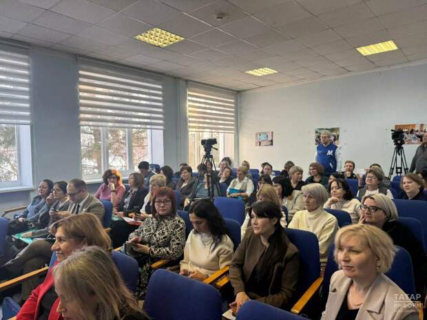 Казанда «Физика-математика алгарышы» республика проектының уңышы турында сөйләштеләр