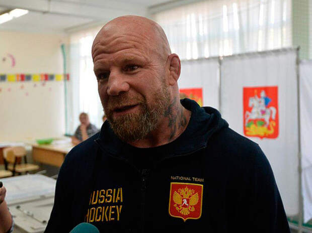Депутат-боец Монсон оказался в эпицентре скандала: риторические вопросы из Госдумы Депутат-боец Монсон оказался в эпицентре скандала: риторические вопросы из Госдумы