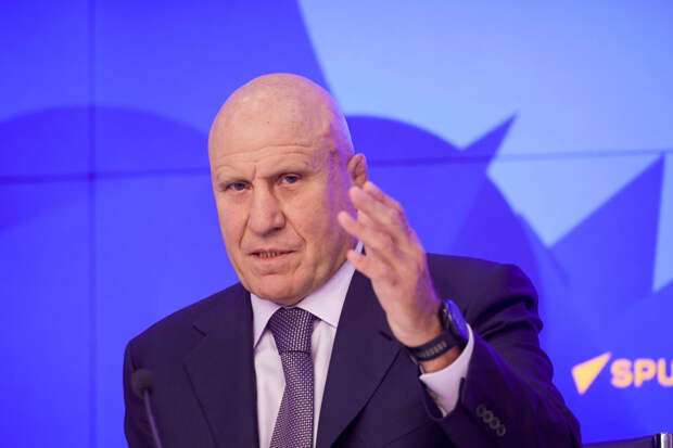 В Федерации спортивной борьбы России прокомментировали массовую драку на турнире в Грозном