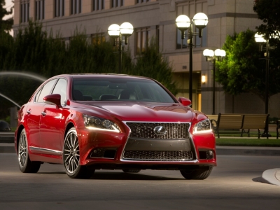 Lexus LS