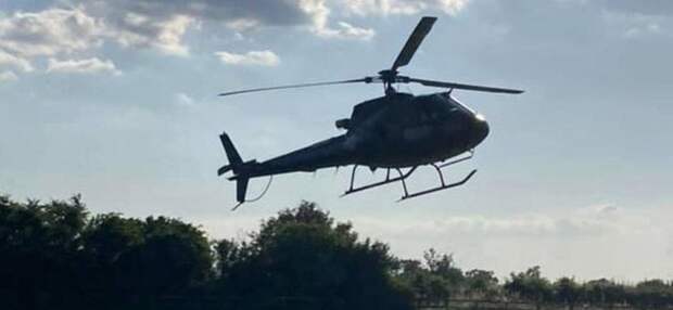 Том Круз совершил экстренную посадку вертолета на территории частного дома в Уорикшире