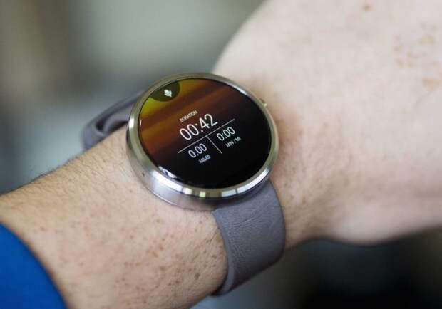runkeeper-moto360-hero