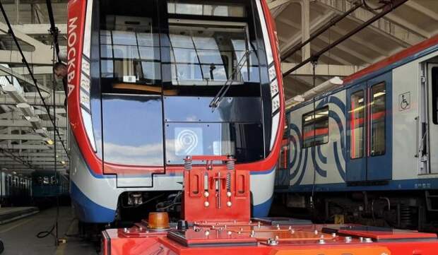 Собянин рассказал, что Москва производит для транспортной отрасли