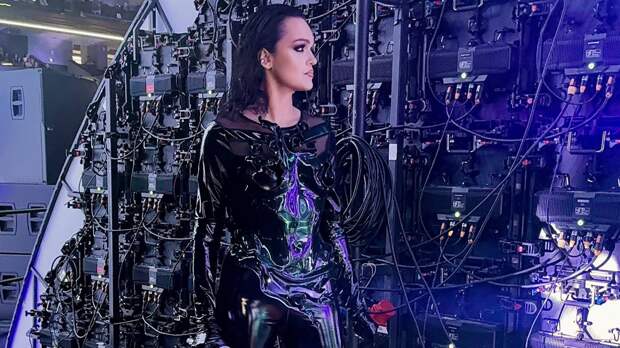 Слава слезами прервала концерт в Смоленске — что случилось на сцене