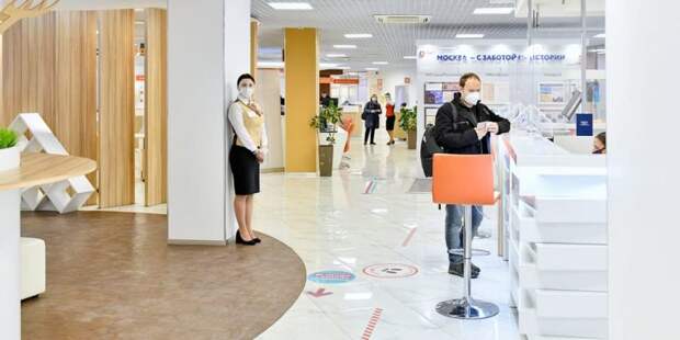 Собянин открыл флагманский центр «Мои документы» САО в ТЦ «Метрополис». Фото: Ю. Иванко mos.ru