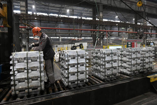 Великобритания запретила импорт алюминия из Белоруссии