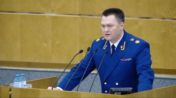 Рашкина лишили депутатской неприкосновенности. Зюганов «такого паскудства не видел давно»