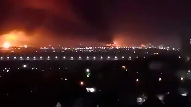 Власти сообщили о пожаре на нефтебазе в Брянске