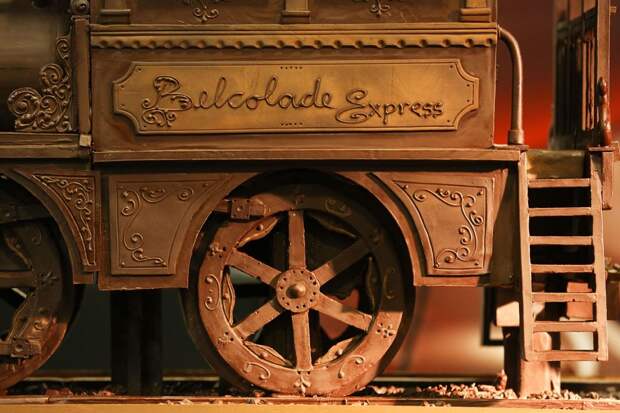 Шоколадный поезд для книги рекордов Гиннеса. Был установлен на Южном вокзале Брюсселя