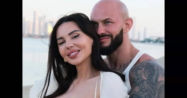 Оксана Самойлова и Джиган официально развелись после 14 лет брака