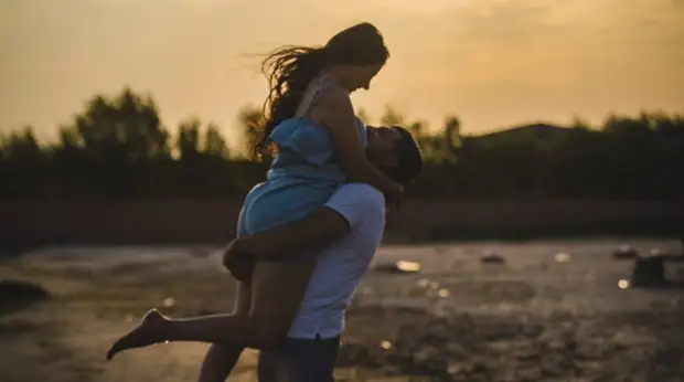 Романтика в семейной жизни: почему она так важна и можно ли её вернуть