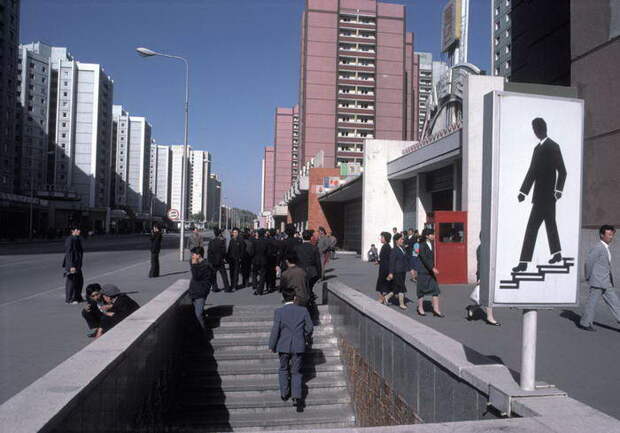Северная Корея 1980-х годов в фотографиях Hiroji Kubota Северная Корея 1980-х годов в фотографиях Hiroji Kubota