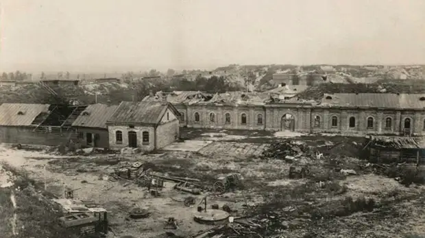 Три штурма и «атака мертвецов»: правда и мифы об обороне российской крепости Осовец в Первую мировую