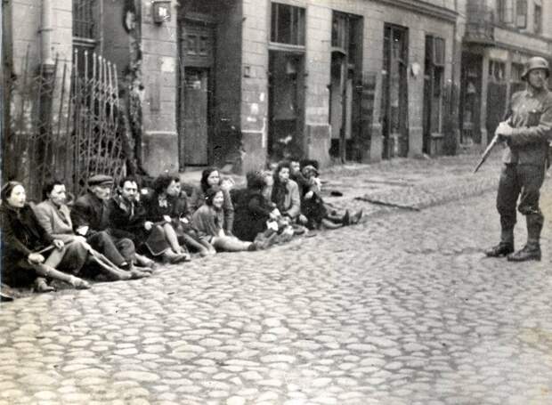 Картинки по запросу warsaw ghetto uprising bunker