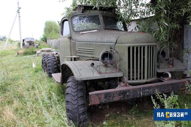 Какие старые автомобили можно встретить в деревнях? Автомобили СССР, ретро авто