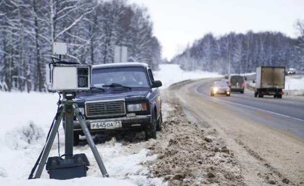 «Угрожают расправой, плюют, обзывают»: как операторы камер фиксации ПДД принимают на себя гнев водителей