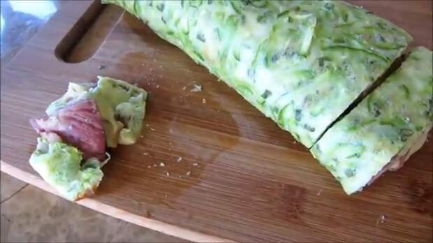 Рулет из кабачка с ветчиной и сыром еда, закуска, ветчина, сыр, вкусно, рецепт, длиннопост, другая кухня, как приготовить кабачки, видео