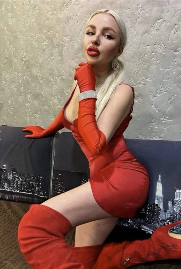 Я не выгляжу как лохня: депутата из Черноземья захейтили за откровенные фото в