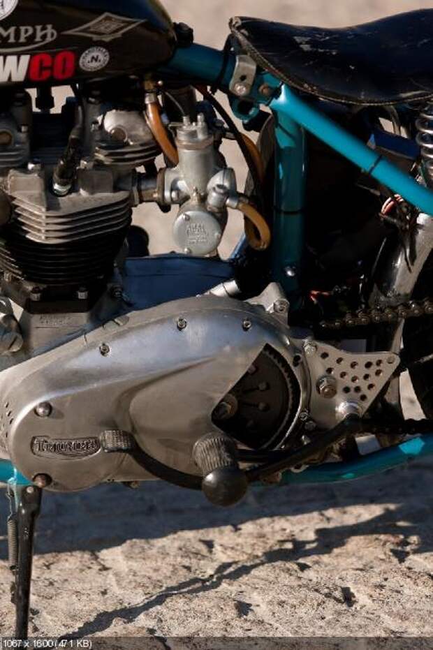 Кастом El Solitario MC Triumph T120R