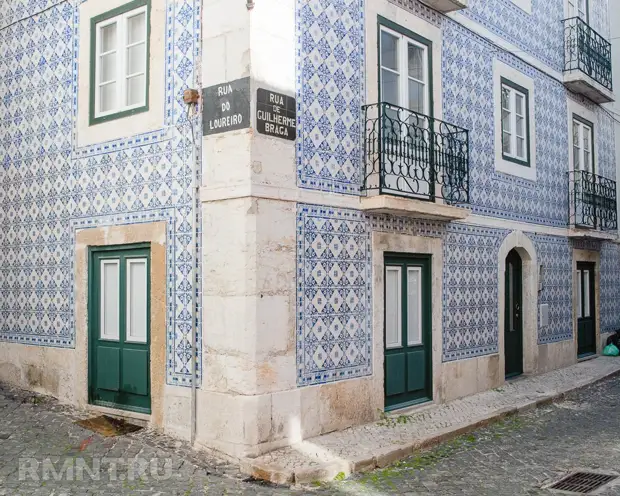 Португальская плитка азулежу в интерьерах