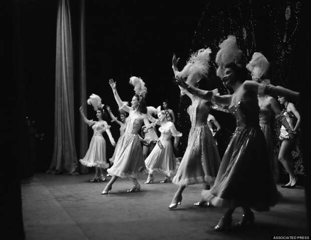 burlesque18 Краткая, но потрясающая история бурлеска в 1950 х годах