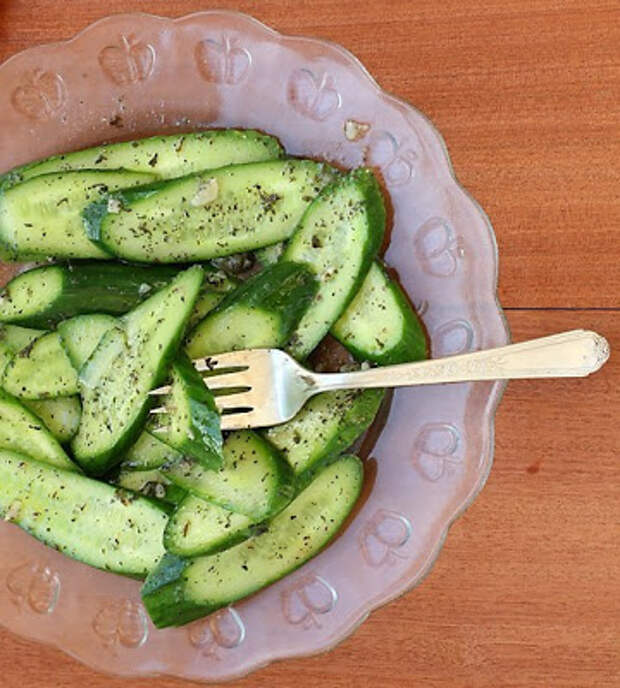 Салат-простой до изумления, и вкусный до безобразия