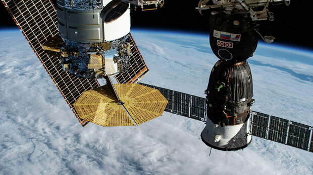НАСА может забронировать ещё одно место на Союзе для полёта астронавта на МКС